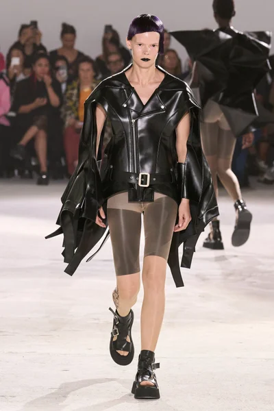 Look 20